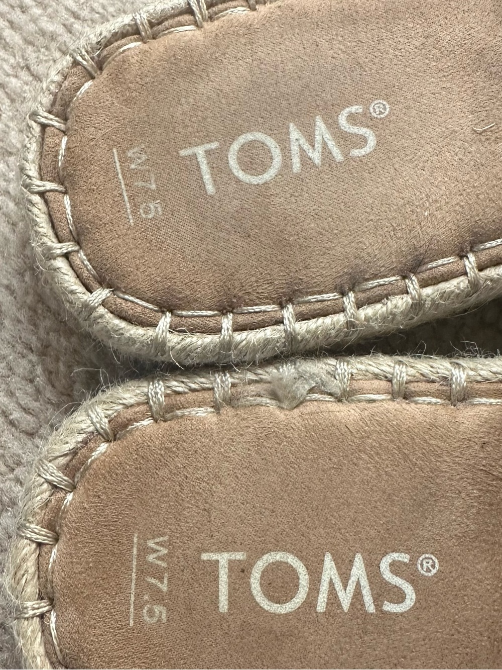 TOMS Clara Denim Chambray Espadrille
Sandals Women’s 7.5 - Picture 3 of 10